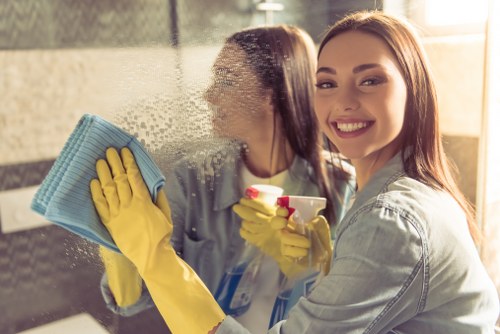 Safe reporting channels for concerns about modern slavery